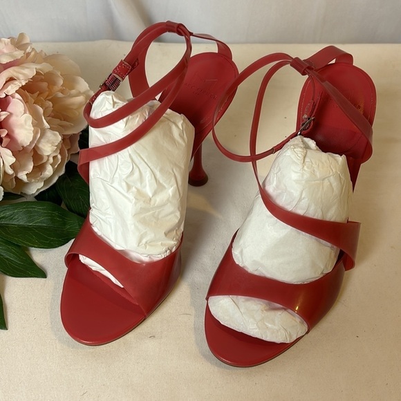 Marc Fisher Claudie Red Buckled Ankle Jelly Strap High Heeled Sandal Sz 8.5 NEW - Picture 2 of 7